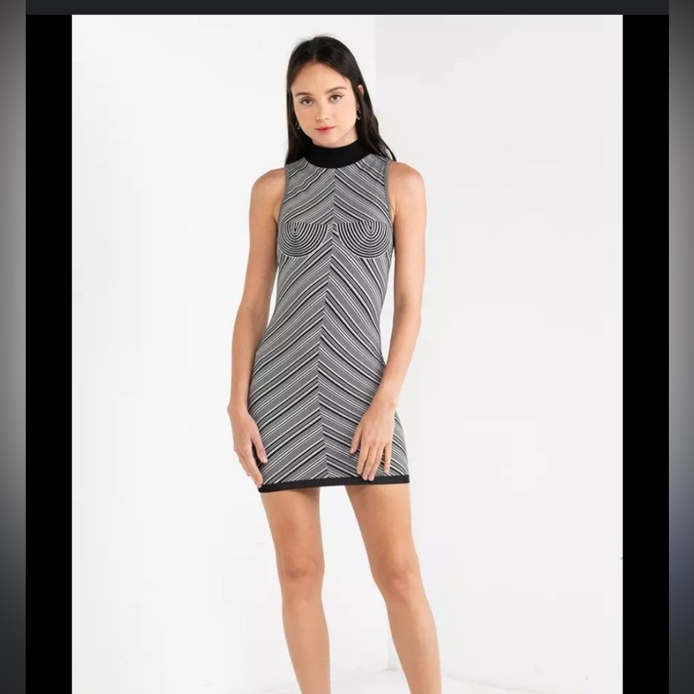 ZARA Black & White Bodycon Dress Stripe Detail Size XS -S NWT